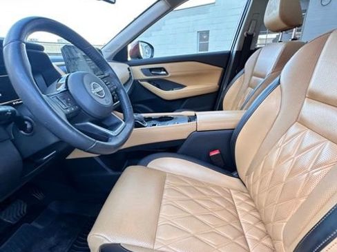 Certified 2023 Nissan Rogue Platinum w/ Platinum Premium Package image 24