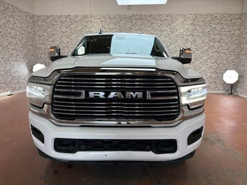 Used 2024 RAM 2500 Laramie AWD/4WD image 2