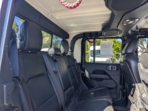 Used 2020 Jeep Gladiator Rubicon image 14