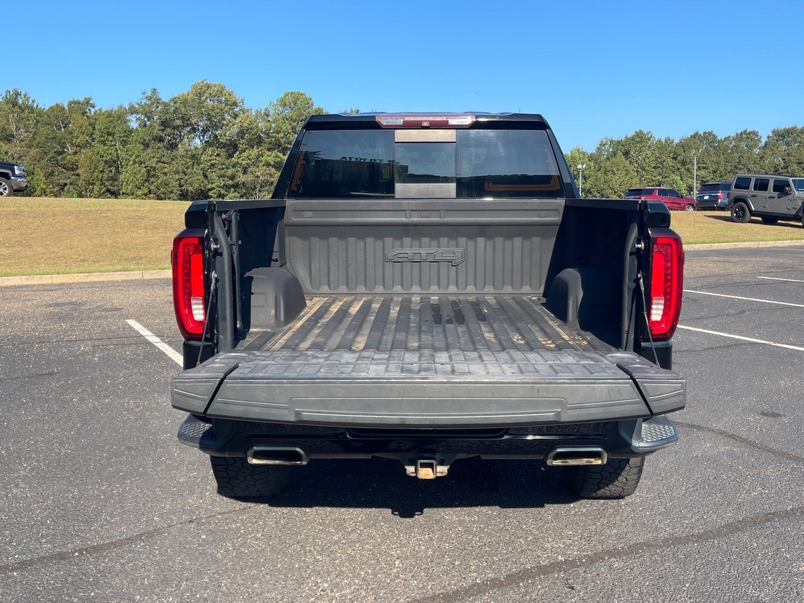 Used 2019 GMC Sierra 1500 AT4 w/ AT4 Premium Package AWD/4WD image 16