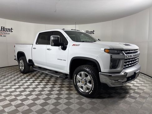 Used 2022 Chevrolet Silverado 3500 LTZ image 3