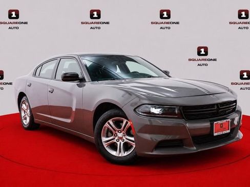 Used 2023 Dodge Charger SXT RWD image 1