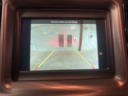 Used 2022 Dodge Challenger GT image 17