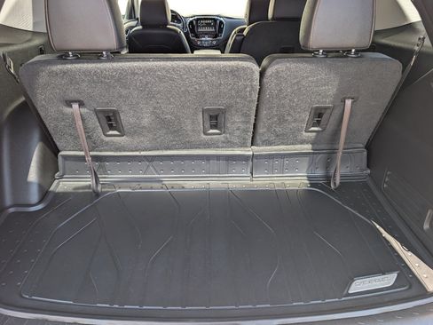 Used 2019 Chevrolet Traverse Premier AWD/4WD image 28