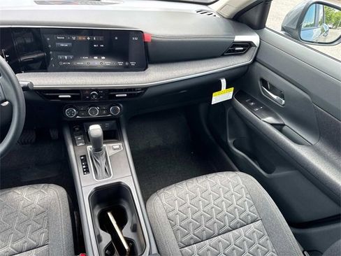 New 2025 Nissan Kicks SV w/ SV Premium Package image 17