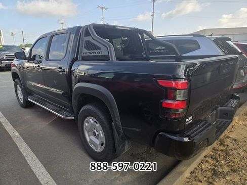 Used 2024 Nissan Frontier SV w/ Hardbody Edition AWD/4WD image 5