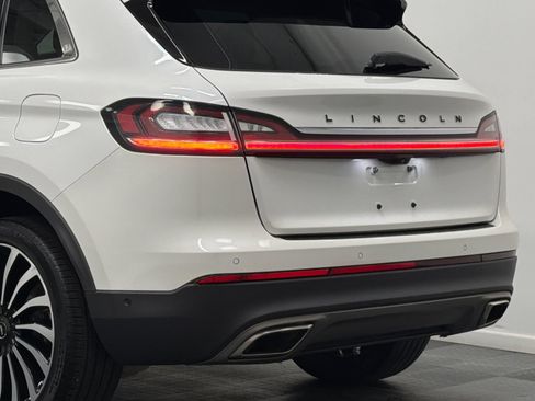 Certified 2023 Lincoln Nautilus Black Label AWD/4WD image 7