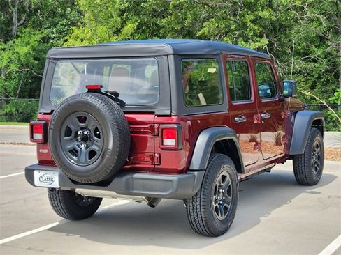 Used 2021 Jeep Wrangler Unlimited Sport image 6