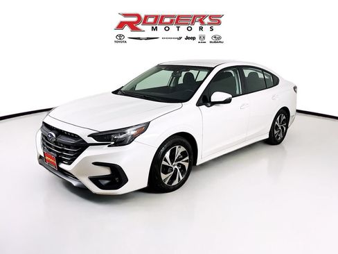 Certified 2025 Subaru Legacy Premium AWD/4WD image 3