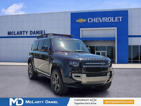 Used 2023 Land Rover Defender 110 X-Dynamic SE AWD/4WD image 1