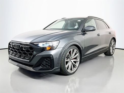 New 2026 Audi Q8 Prestige image 3