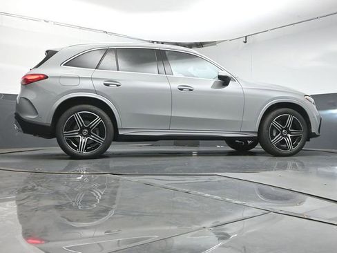New 2026 Mercedes-Benz GLC 300 image 40