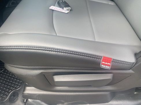 Used 2024 RAM 3500 Tradesman image 13