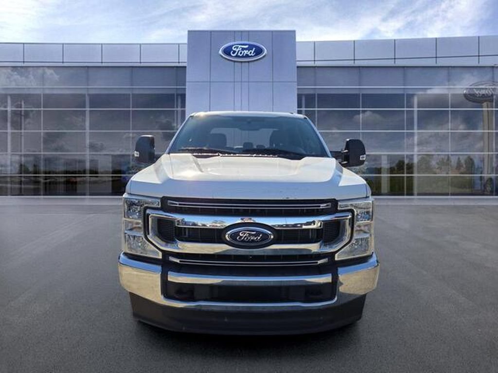 Used 2021 Ford F350 XLT AWD/4WD image 3