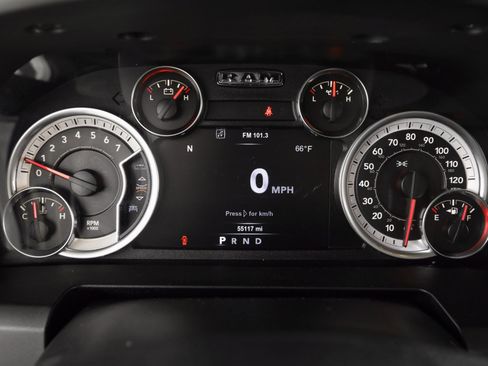 Used 2017 RAM 1500 Classic SLT w/ SLT Plus D￩cor Group image 22