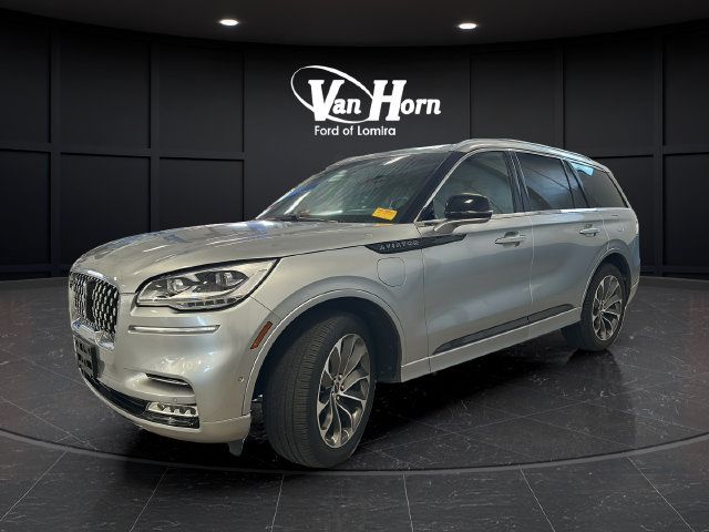 Used 2023 Lincoln Aviator Grand Touring w/ Equipment Group 301A AWD/4WD image 3