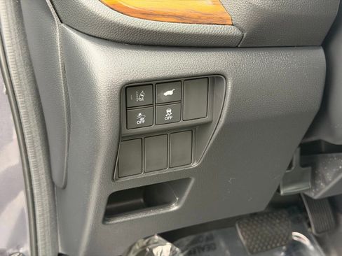 Used 2020 Honda CR-V EX-L image 16