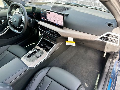 New 2025 BMW 330i Sedan w/ Premium Package image 26