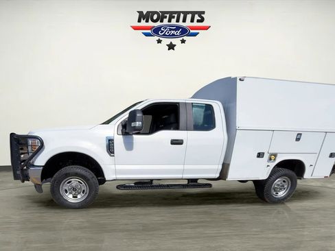 Used 2018 Ford F250 XL w/ Power Equipment Group image 2