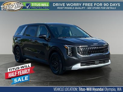 Used 2025 Kia Carnival