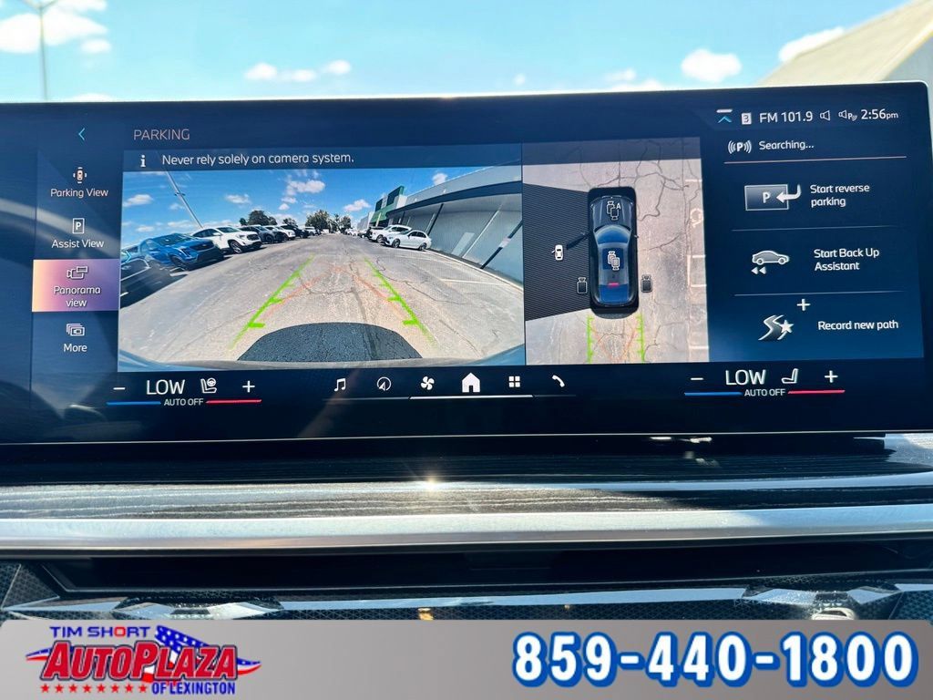 Used 2025 BMW X6 xDrive40i AWD/4WD image 25