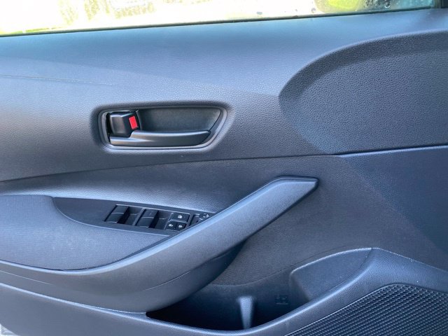 Used 2026 Toyota Corolla LE FWD image 24