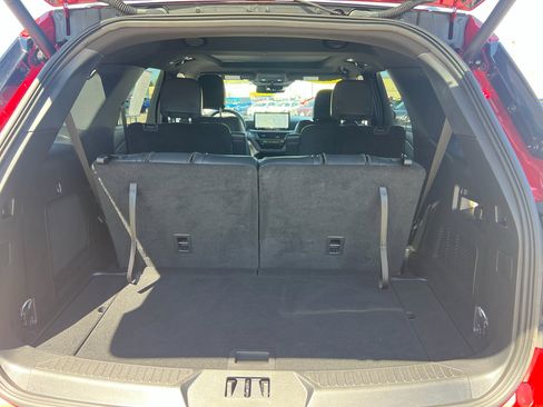 Used 2025 Ford Explorer ST-Line w/ Premium Package AWD/4WD image 7