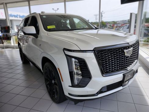 New 2025 Cadillac Escalade Sport Platinum w/ LPO, ONYX Package image 1
