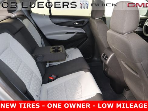 Certified 2023 Chevrolet Equinox LT w/ Driver Convenience Package image 18