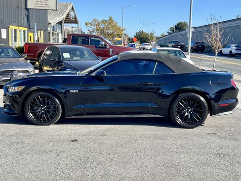 Used 2017 Ford Mustang GT Premium w/ GT Performance Package image 27