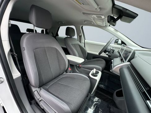 Used 2024 Hyundai Ioniq 5 SEL AWD/4WD image 15