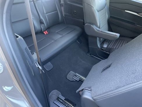 New 2026 Ford Explorer ST-Line w/ ST-Line Street Pack image 63