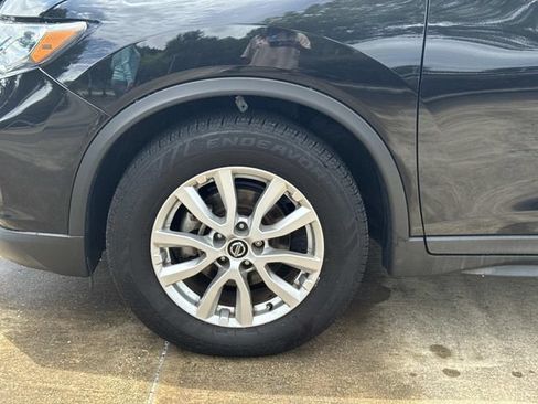 Used 2020 Nissan Rogue SV FWD image 5