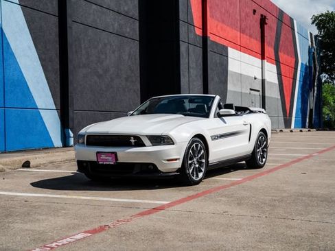 Used 2012 Ford Mustang GT Premium w/ Electronics Pkg image 41