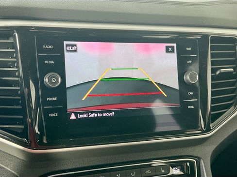 Used 2023 Volkswagen Atlas SEL image 14