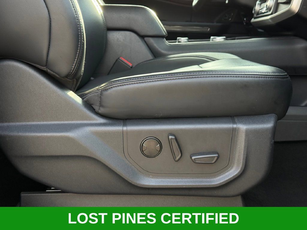 Used 2024 Ford Expedition XLT AWD/4WD image 27