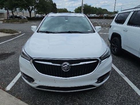 Used 2020 Buick Enclave Essence w/ LPO, Floor Liner Package FWD image 2