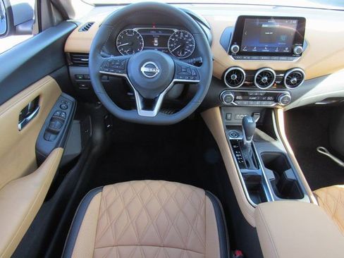 New 2025 Nissan Sentra SV w/ SV Premium Package image 10