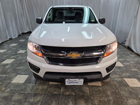 Used 2020 Chevrolet Colorado W/T w/ WT Convenience Package AWD/4WD image 3