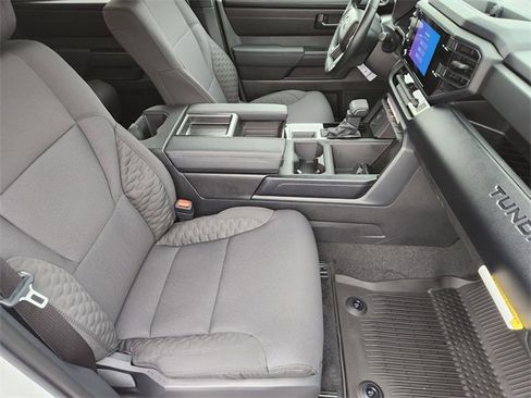 New 2026 Toyota Tundra SR image 10