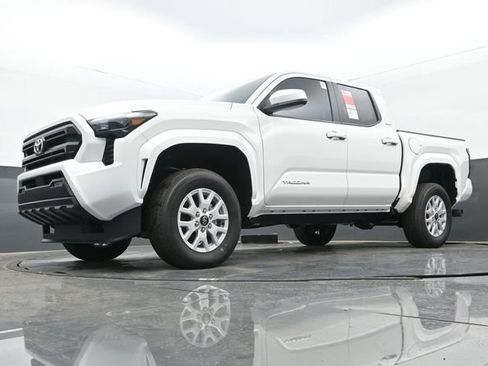 New 2026 Toyota Tacoma SR5 AWD/4WD image 25