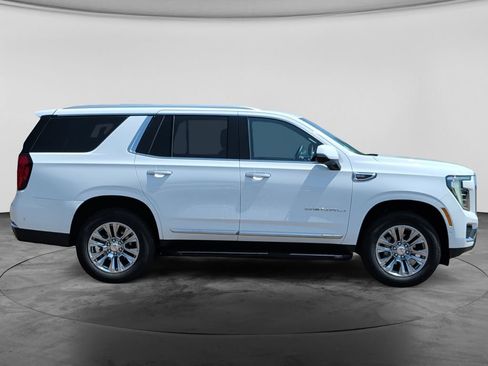 Used 2025 GMC Yukon Denali AWD/4WD image 8