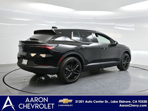 New 2026 Chevrolet Equinox EV LT image 44