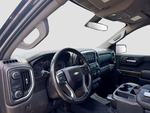 Used 2021 Chevrolet Silverado 1500 LT RWD image 11