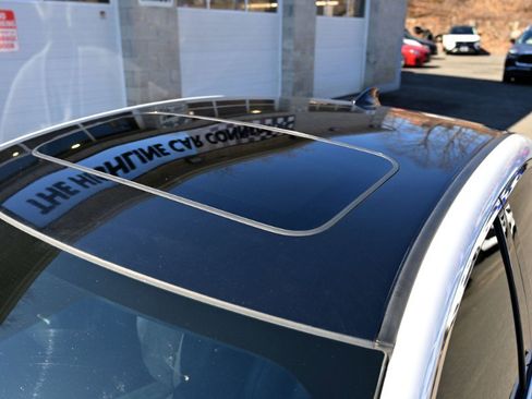 Used 2022 Acura ILX image 10