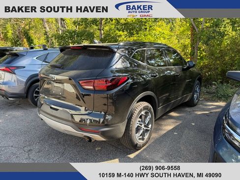 Used 2023 Chevrolet Blazer LT w/ Convenience Package AWD/4WD image 4