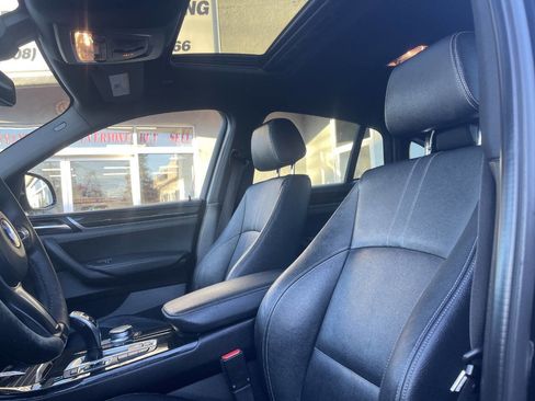 Used 2017 BMW X4 M40i image 19