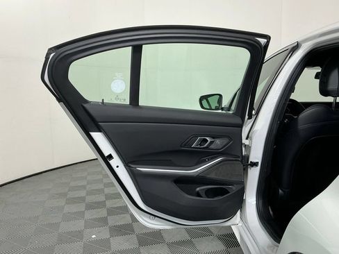 Certified 2025 BMW 330i Sedan w/ Premium Package RWD image 24