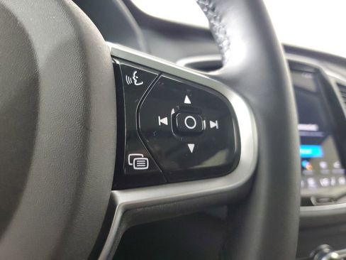 Certified 2025 Volvo XC90 B5 Core AWD/4WD image 29