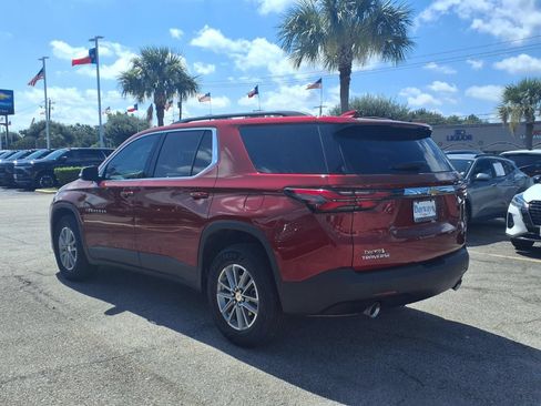 Used 2023 Chevrolet Traverse LT FWD image 23